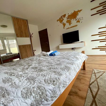 Luxury City Center Apartment Skopie Exterior foto