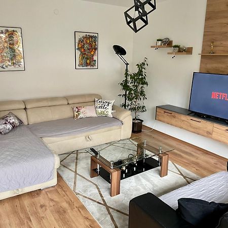 Luxury City Center Apartment Skopie Exterior foto